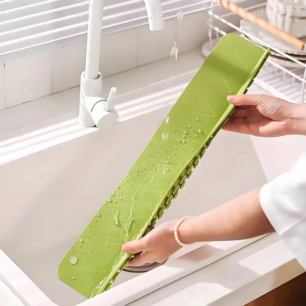 Silicone Kitchen Sink Splash Guard with Suction Cup Water Stopper Anti Splash Protector