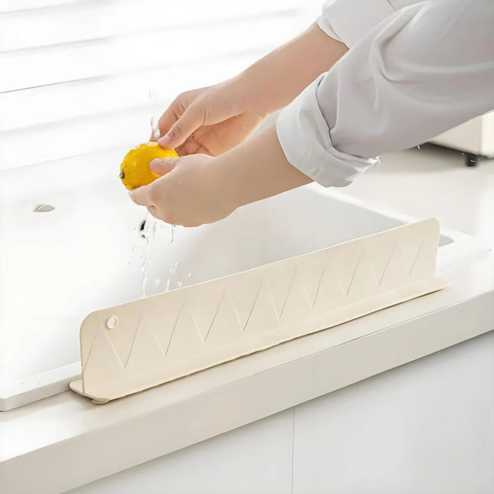Silicone Kitchen Sink Splash Guard with Suction Cup Water Stopper Anti Splash Protector