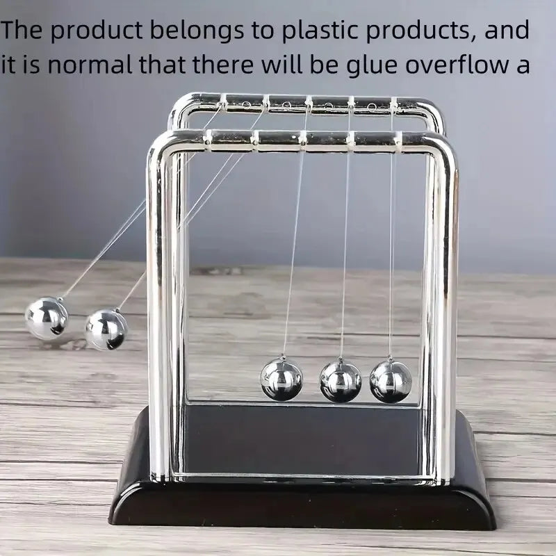newtons cradle desktop toy