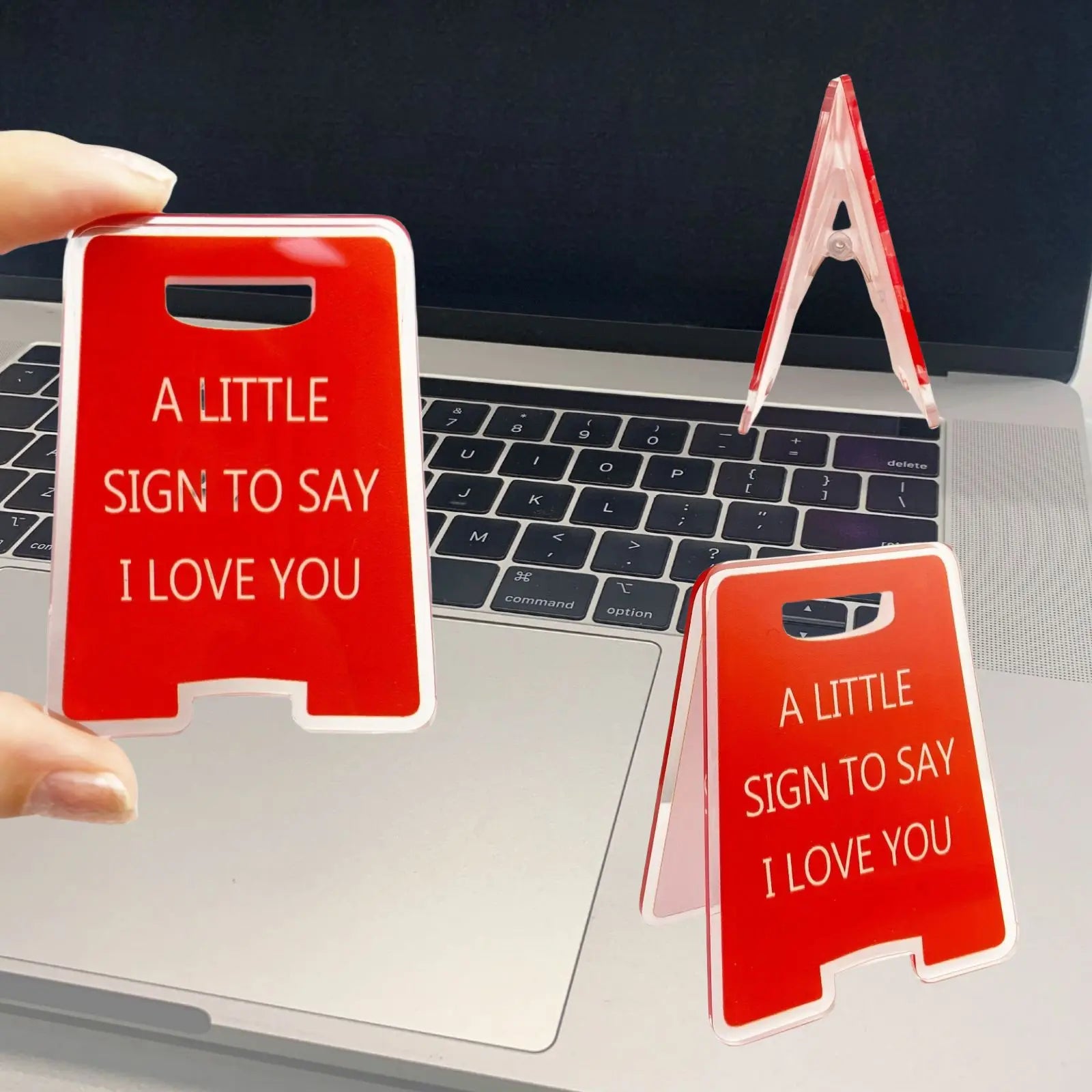 Romantic couple I love you sign for bedroom decor