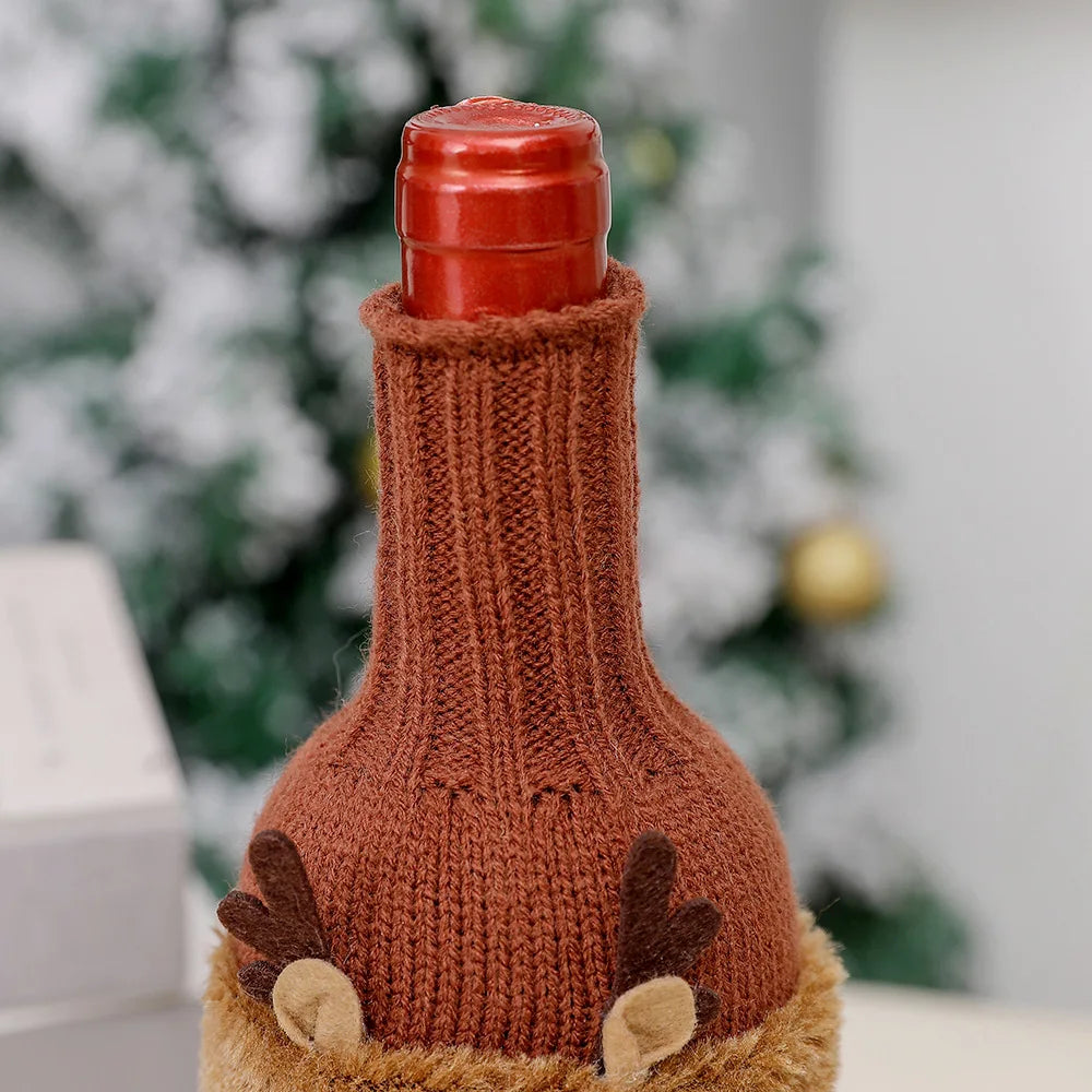 2Pc Christmas Knitted Wine Bottle Covers Santa Snowman Cartoon Designs Festive Reusable Bottle Sleeves Cute Holiday Table Decor Gift