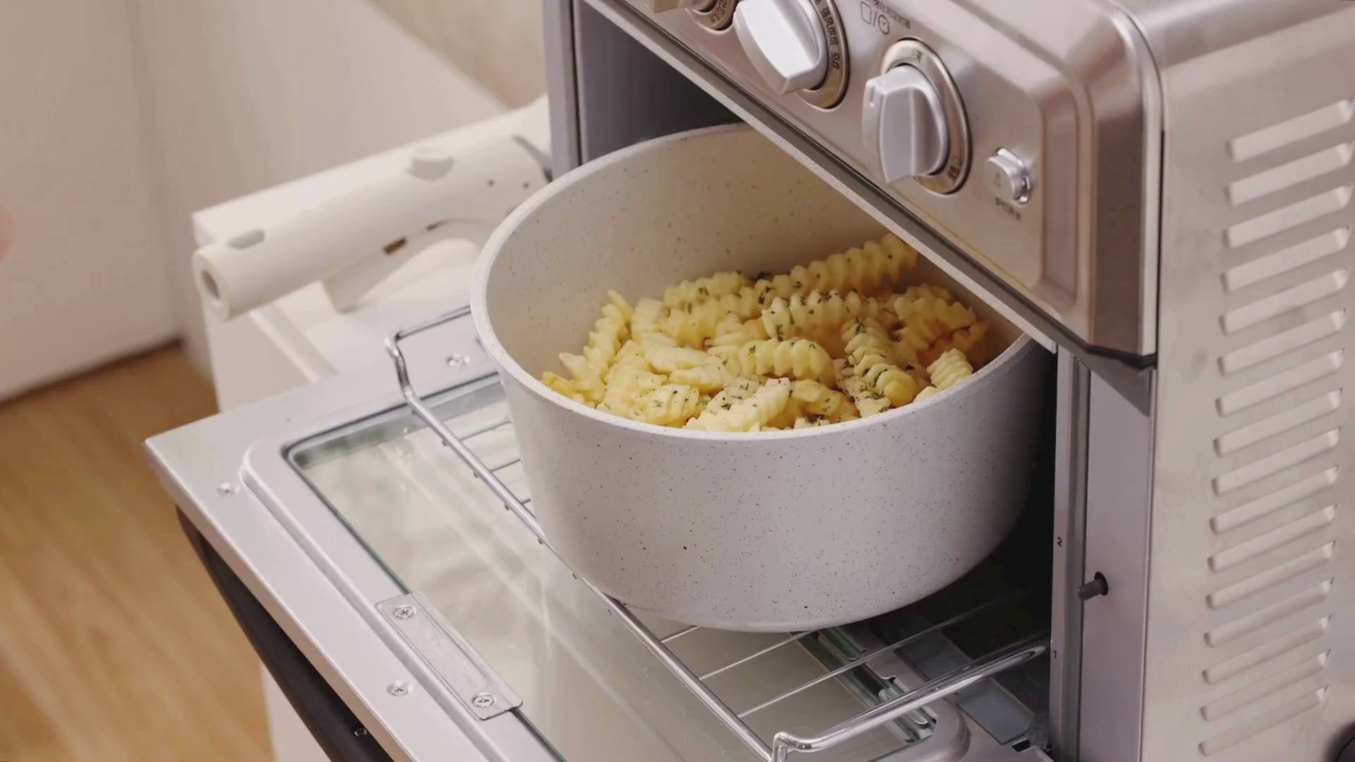 20 Pc Non-Stick Stackable Cookware Set by SWEN CORNER